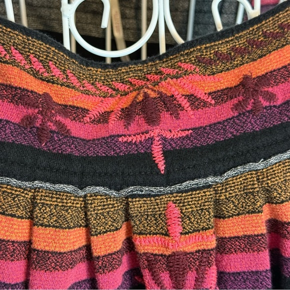 Free People multicolor Embroidered Crop Swing Tank Top XS cut out back cotton - Picture 3 of 9